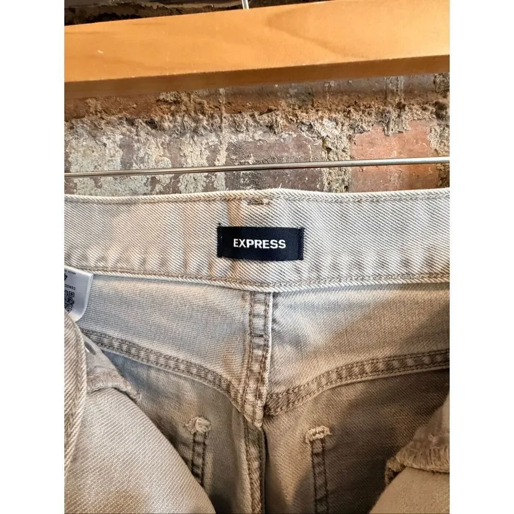 EXPRESS • Gray Cotton Wide Leg High Rise Jeans • Ladies Size 4R